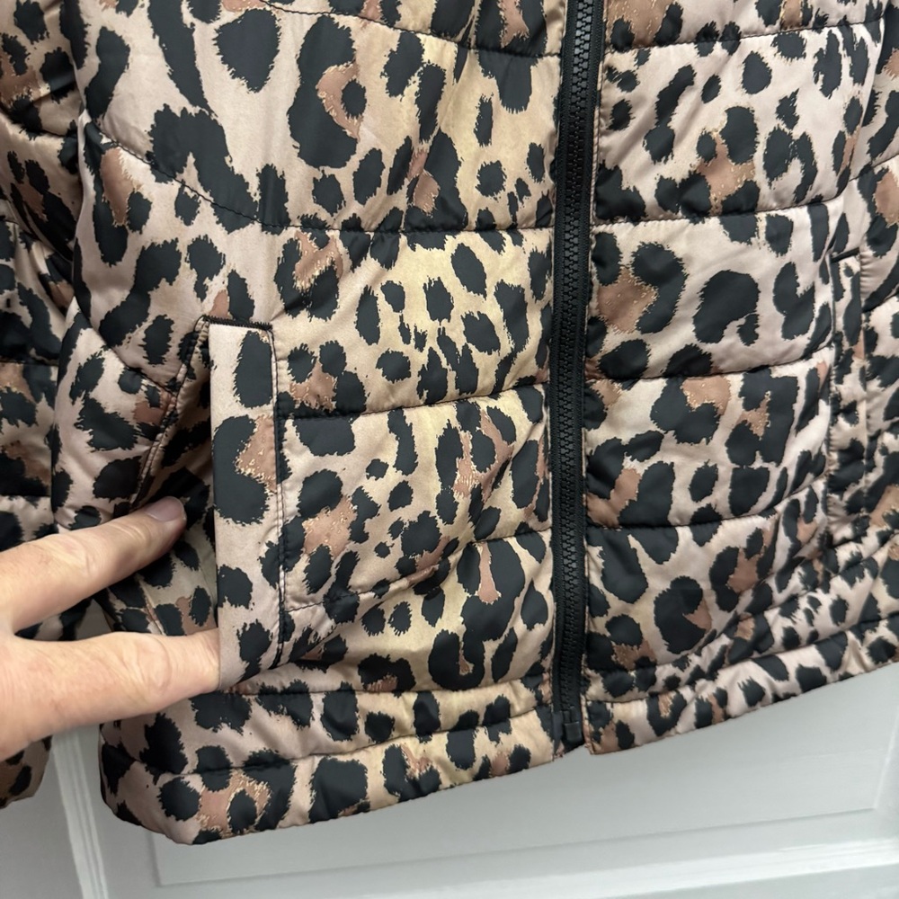 GAP Leopard Print Puffer Jacket ColdControl Quilt… - image 3